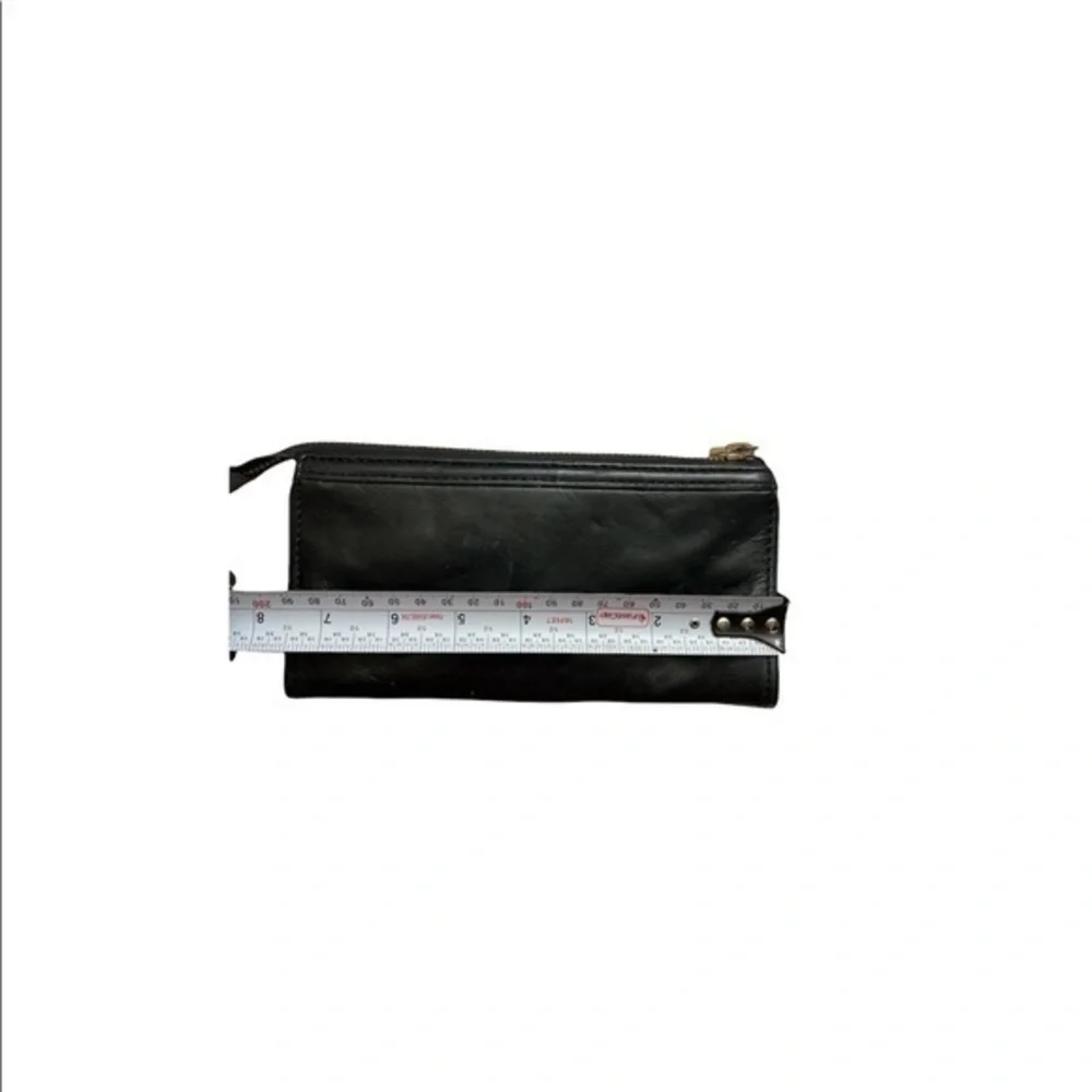 Marc by Marc Jacobs black leather turnlock wallet pouch